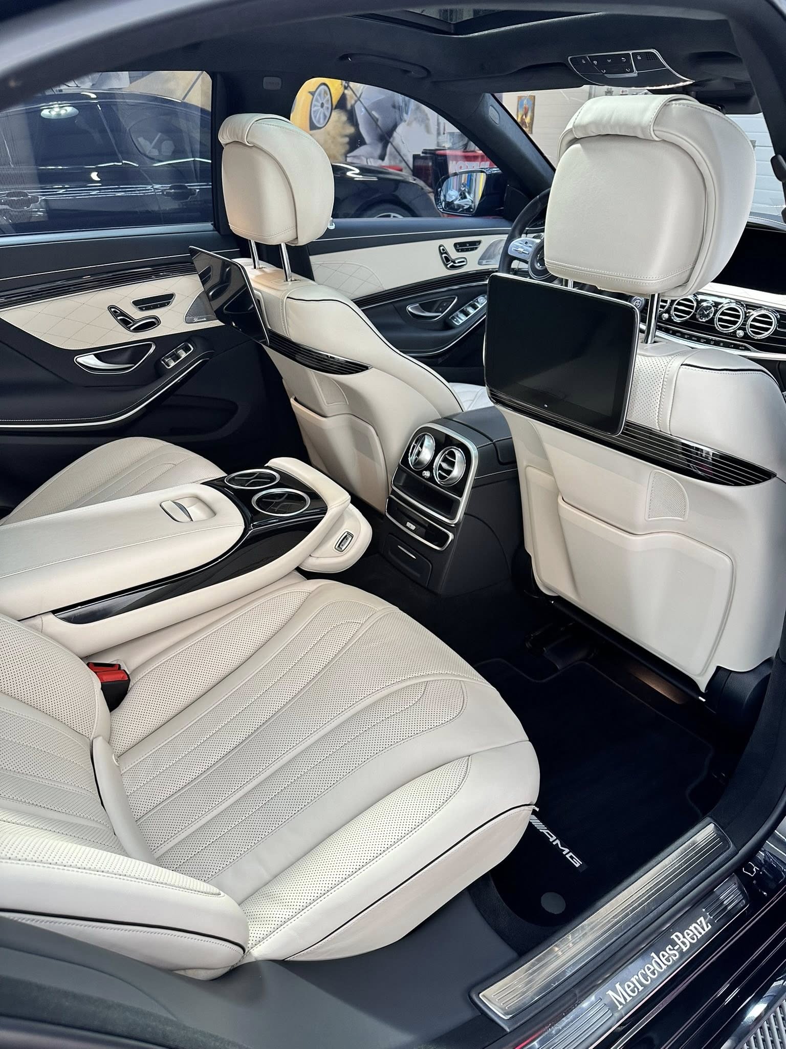 Detailing interior