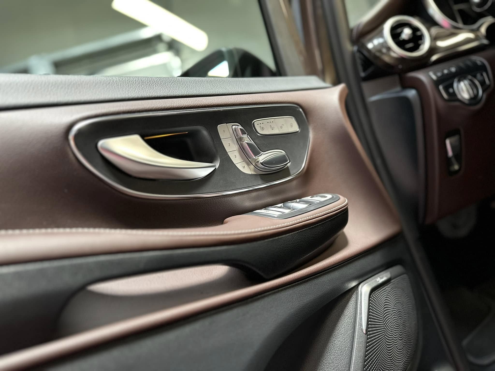 Detailing interior